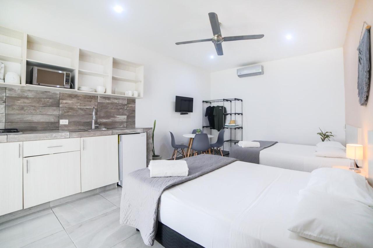 Almond Suites Playa del Carmen Exterior foto